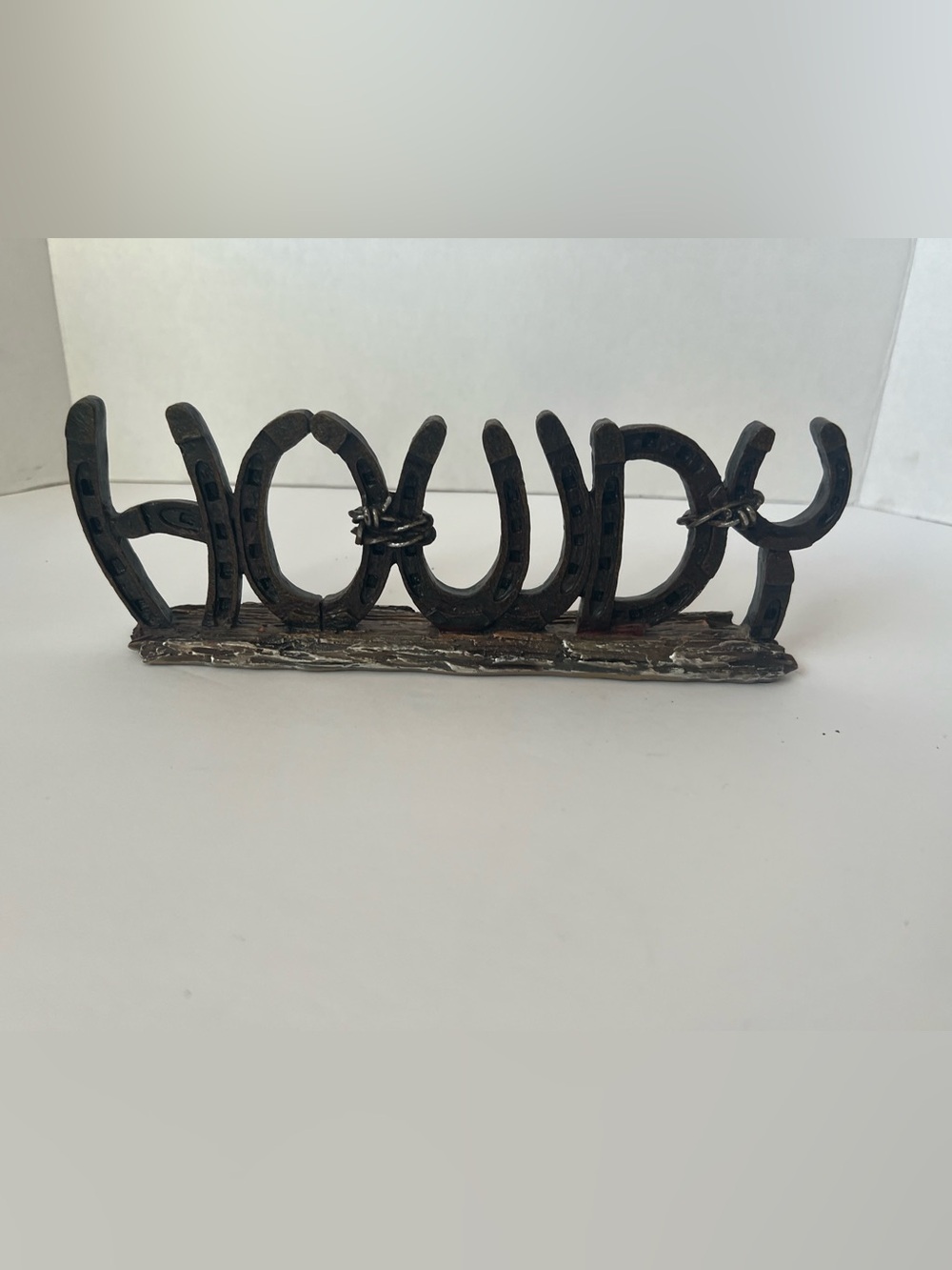 Decorative Western Ranch Piece "Howdy" Metal --10 inches long 3.5 inches tall